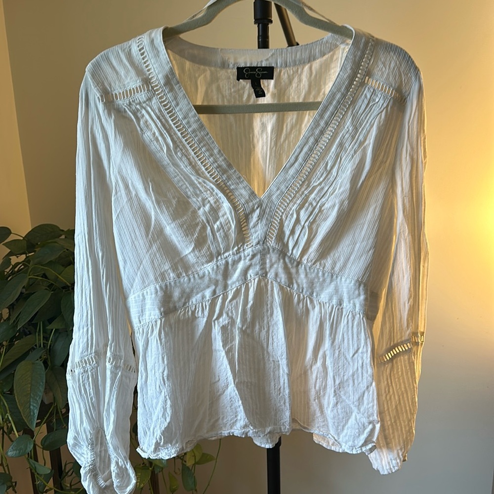 Women’s Jessica Simpson white blouse